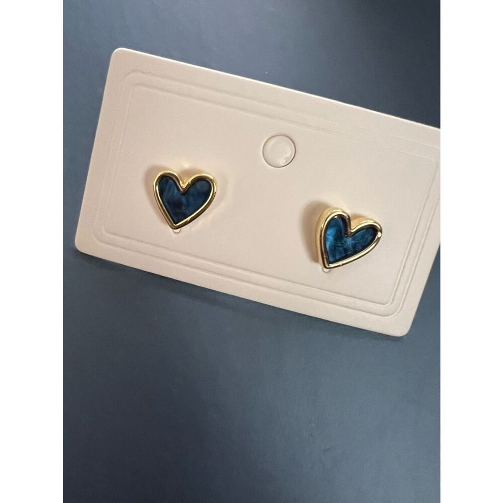 💙 NEW Gold Heart Stud Earrings with Blue Inlay 💙